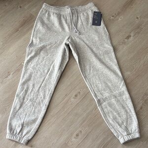 🩶 Universal Thread Heather Gray mid-rise Joggers size XS 🩶